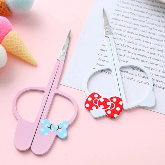 Eyebrow trimmer scissors small bow cartoon hello Kitty my melody pink red - Picture 3 of 11